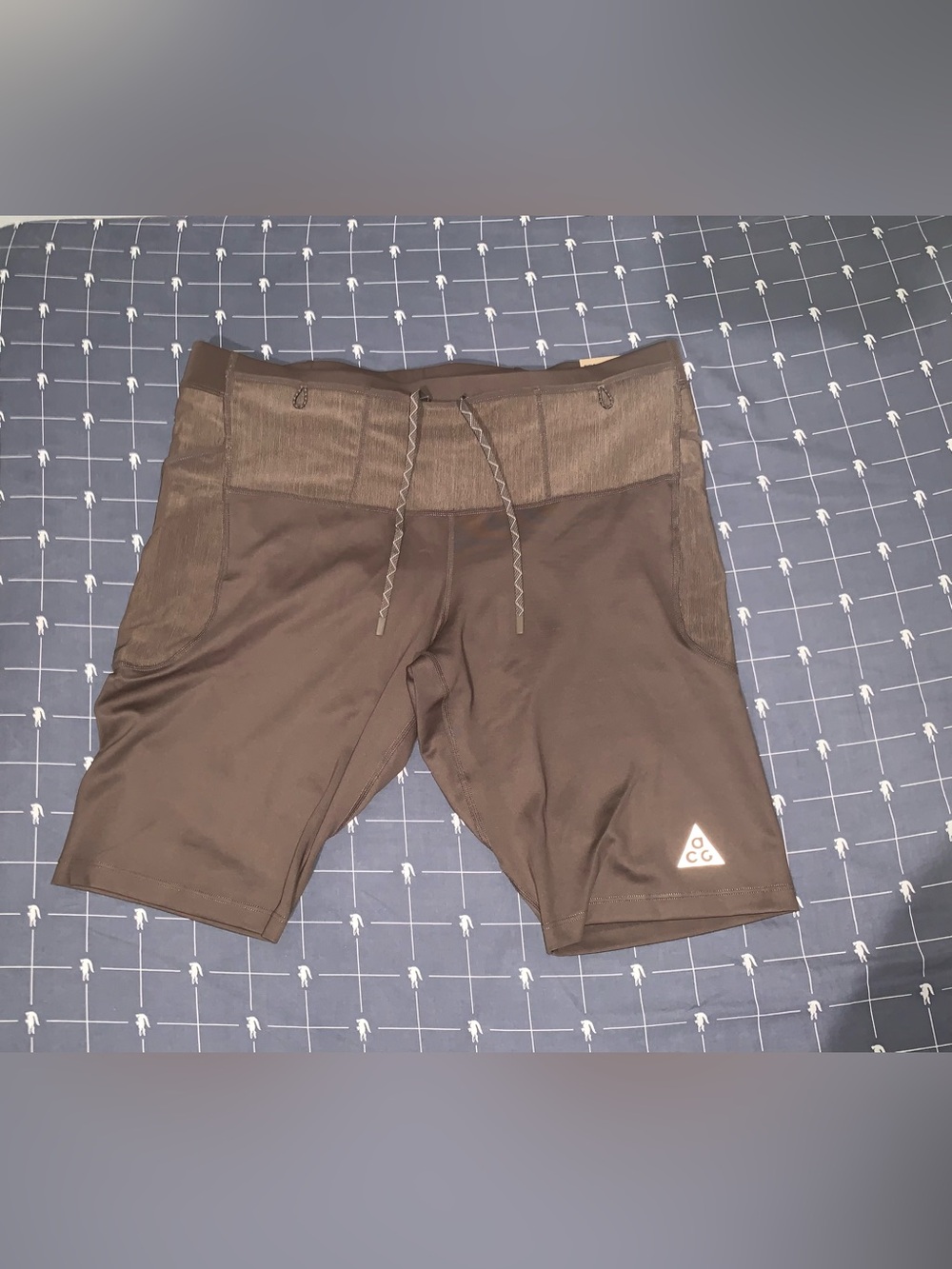 Nike ACG "Lava Loops" Dri-FIT ADV 1/2-Length Trail Running Tights Size: X-Large